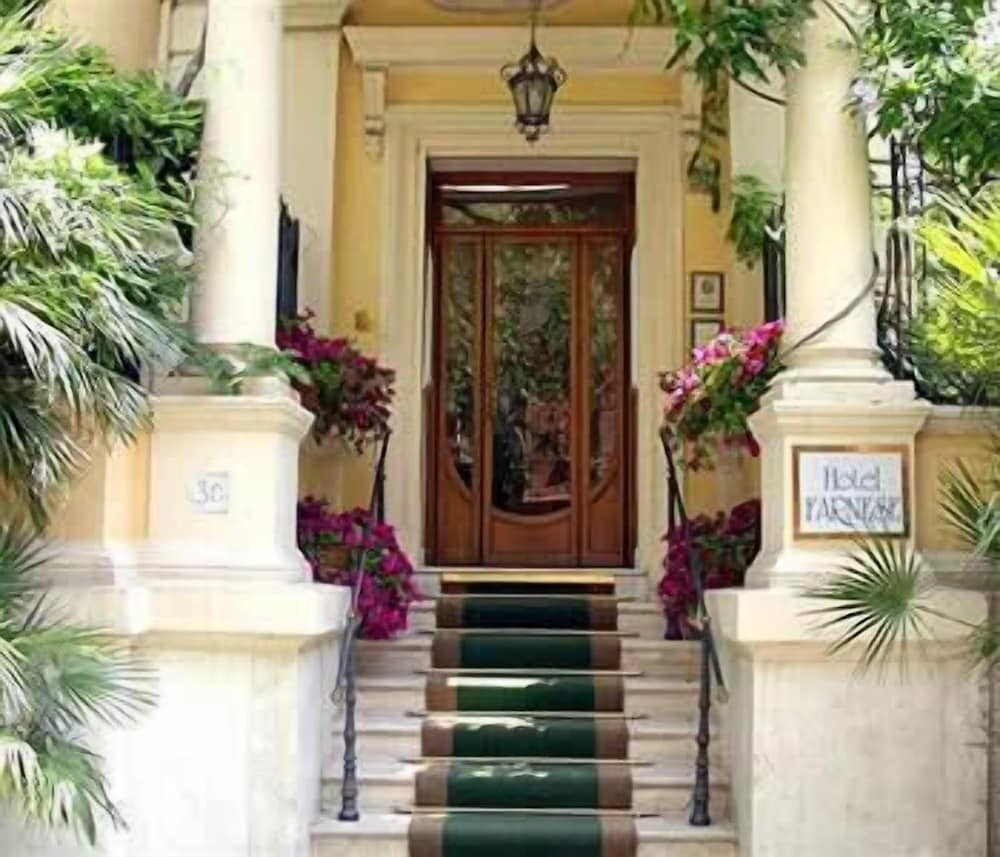 Hotel Farnese 6/69