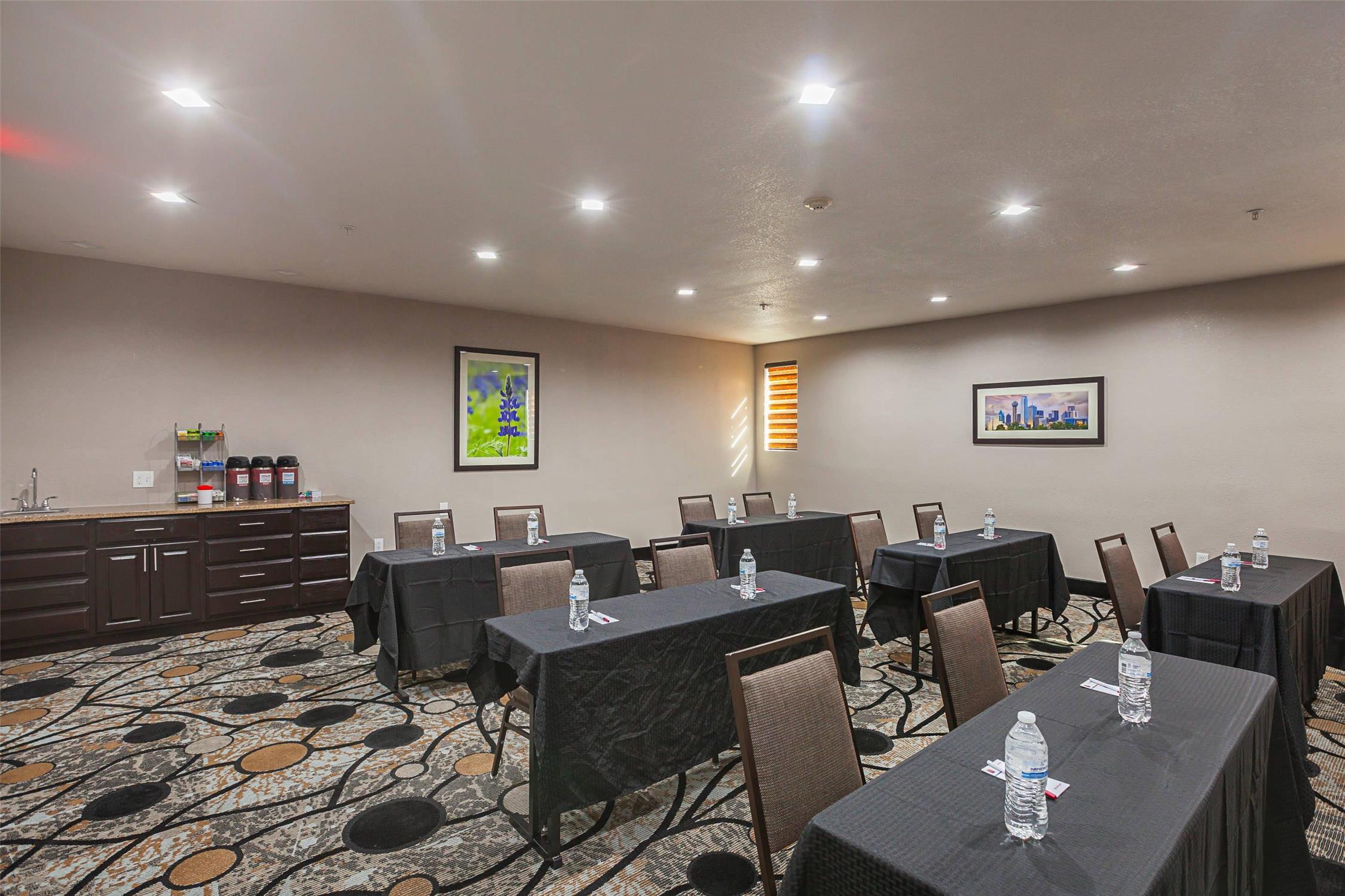 Comfort Suites Lewisville - Dallas 39/46