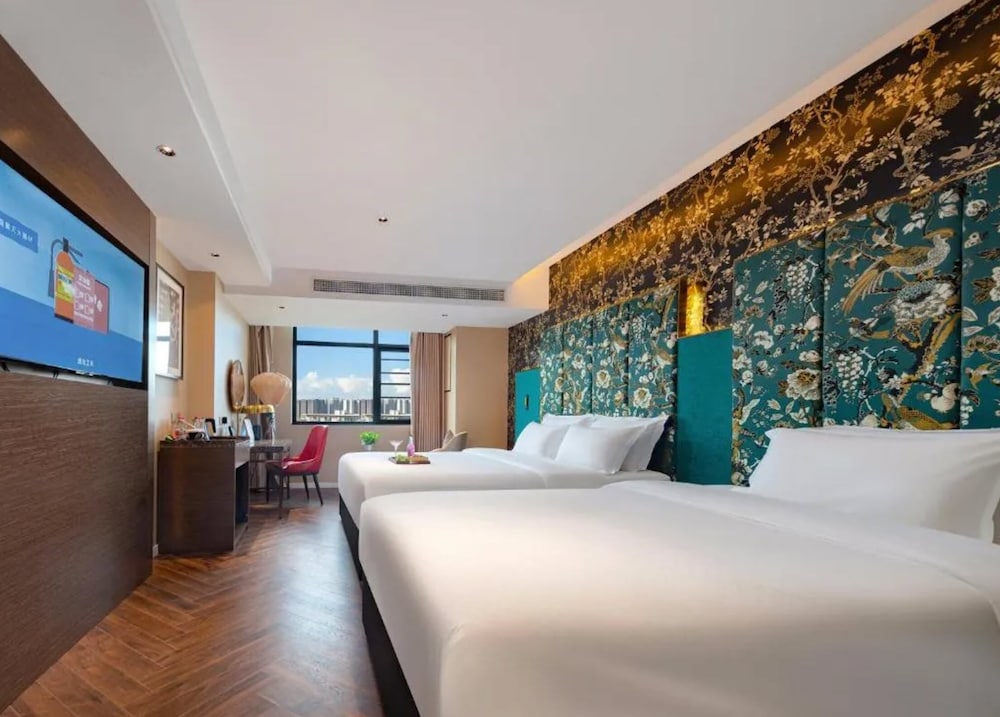 Metropolo Hotel ZhangJiaJie Tianmen Mountain 24/57