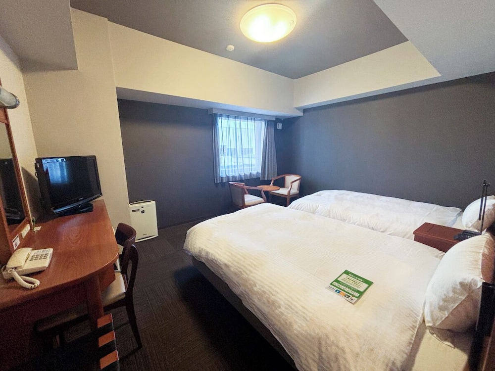 Hotel Route-Inn Suzuka 10/43