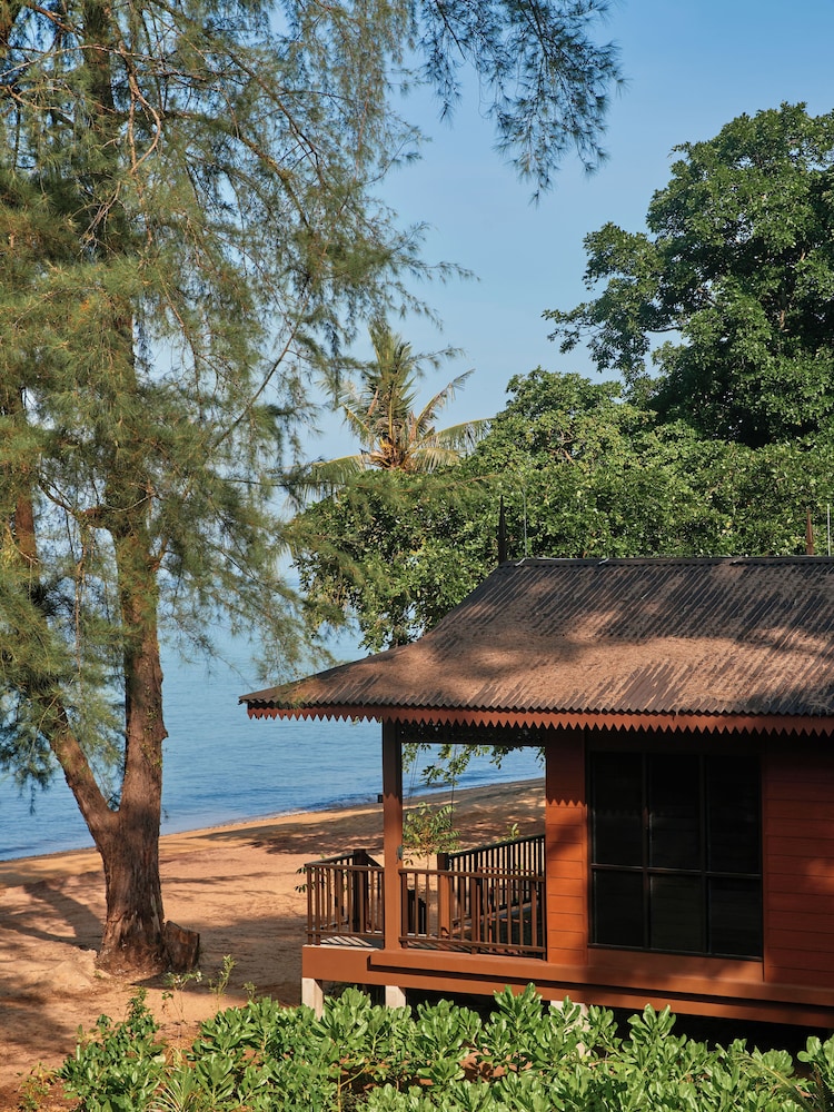 The Boathouse Pulau Tioman 56/63