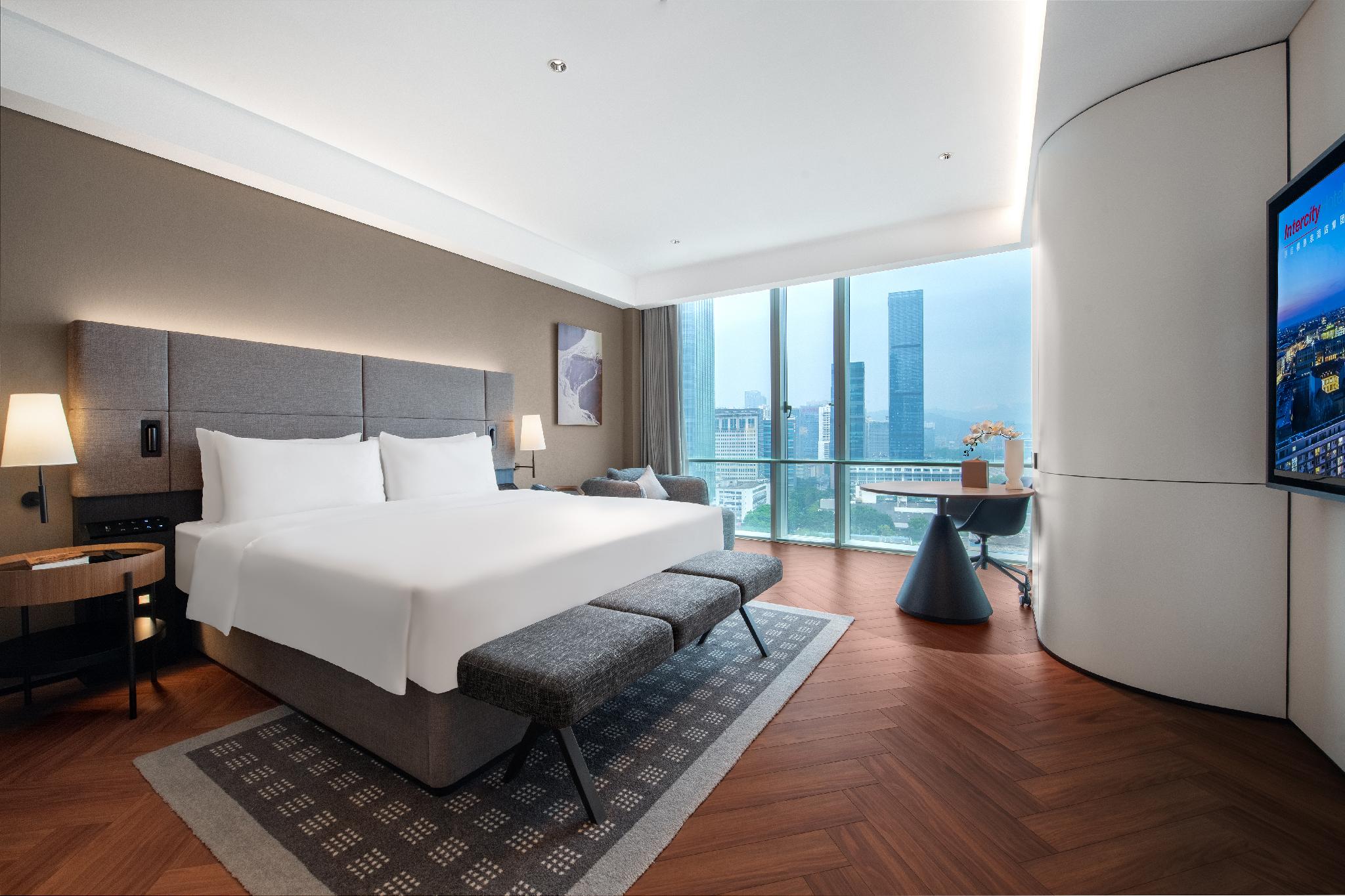 Inner, City, Premium, Queen Bed