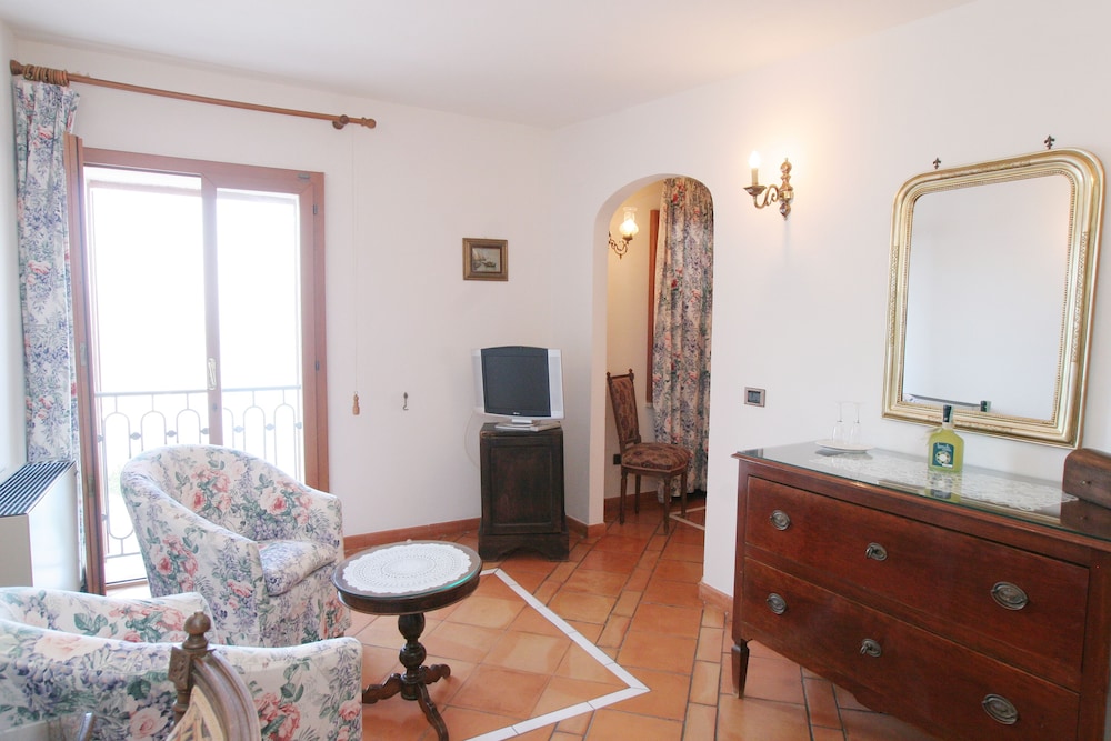 Hotel Rufolo 43/71