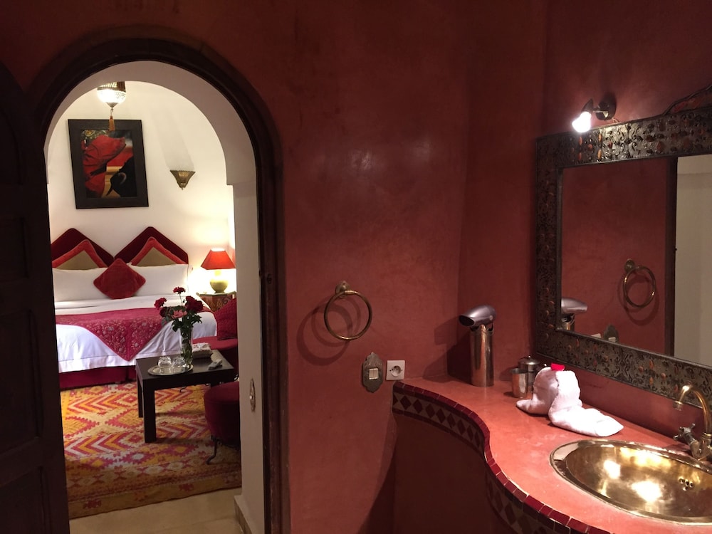 Riad Laora 39/80