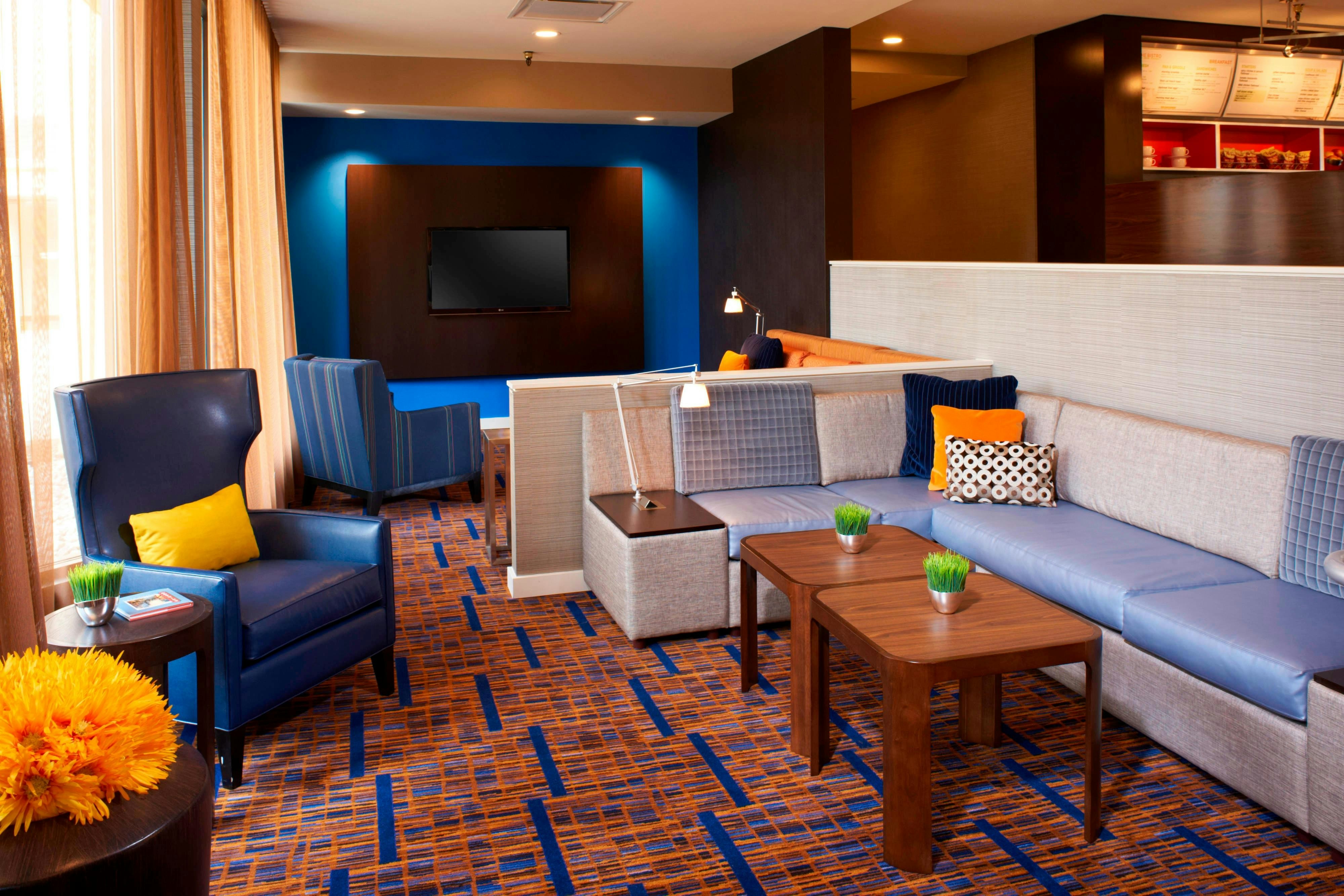 Courtyard by Marriott Chicago Deerfield 8/19