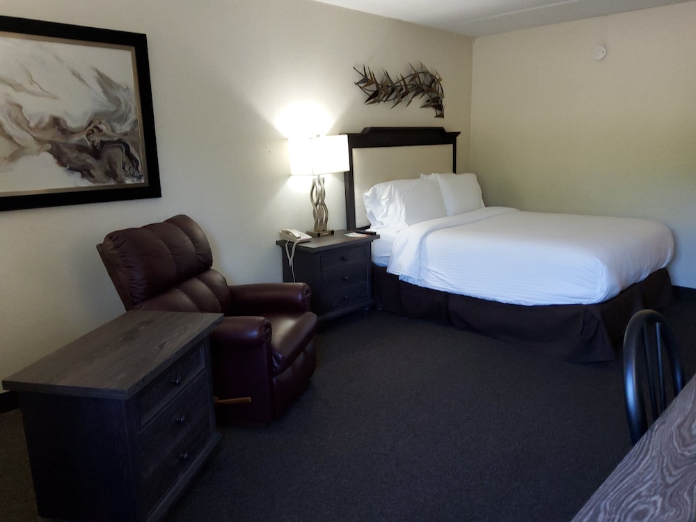 Klopfenstein Inn and Suites 7/34