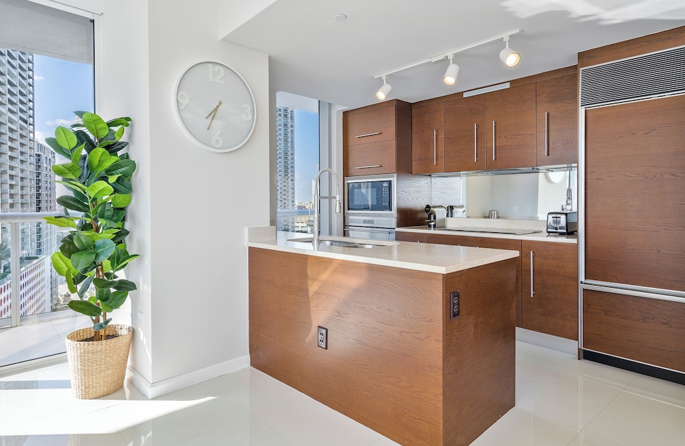 Brickell by Miami Vacation Rentals 5/42