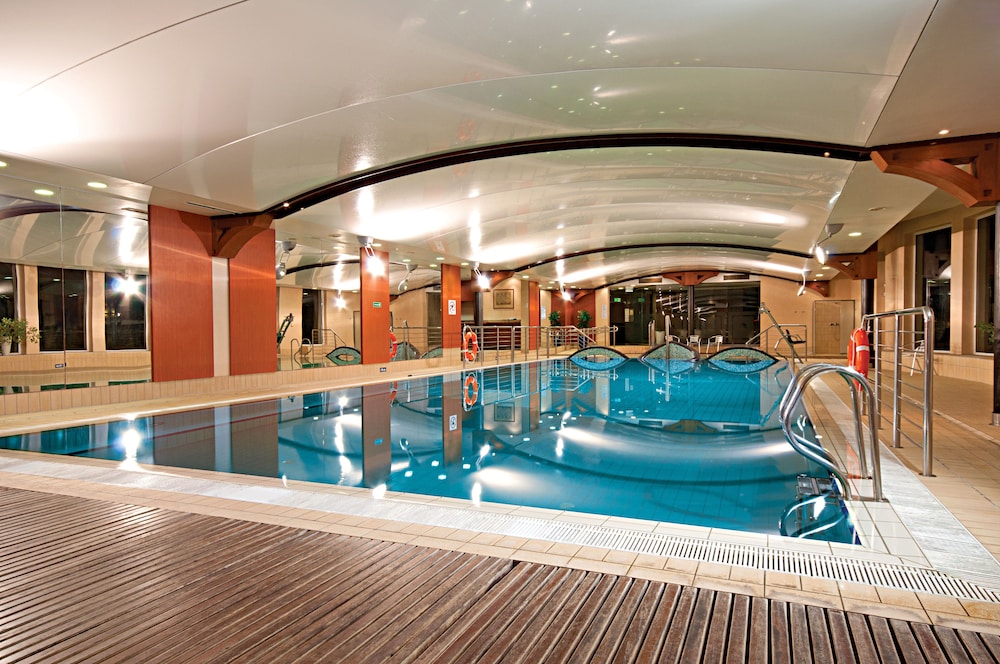 Leba Hotel & Spa 24/40