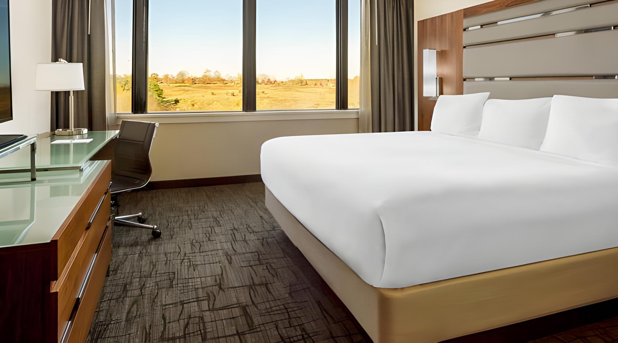 Interior, King Bed, Casino Tower
