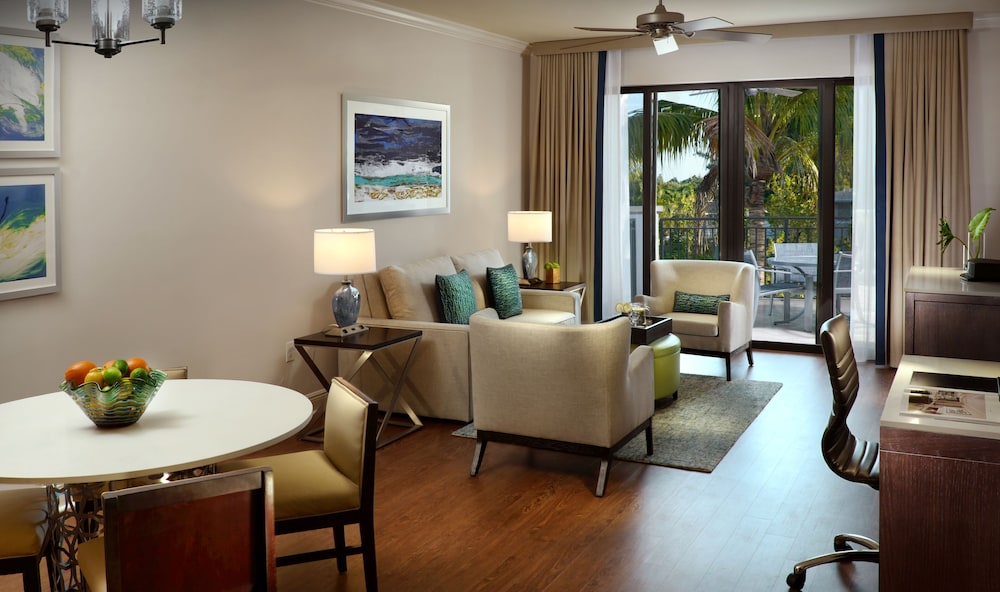 Naples Bay Resort 29/72