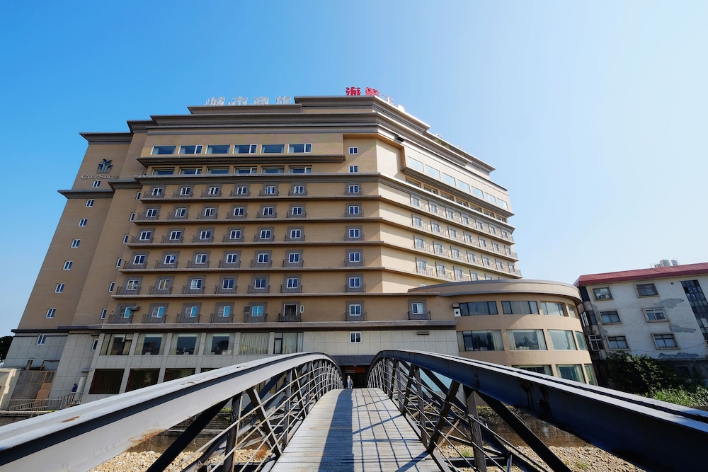 City Suites Gateway 4/58