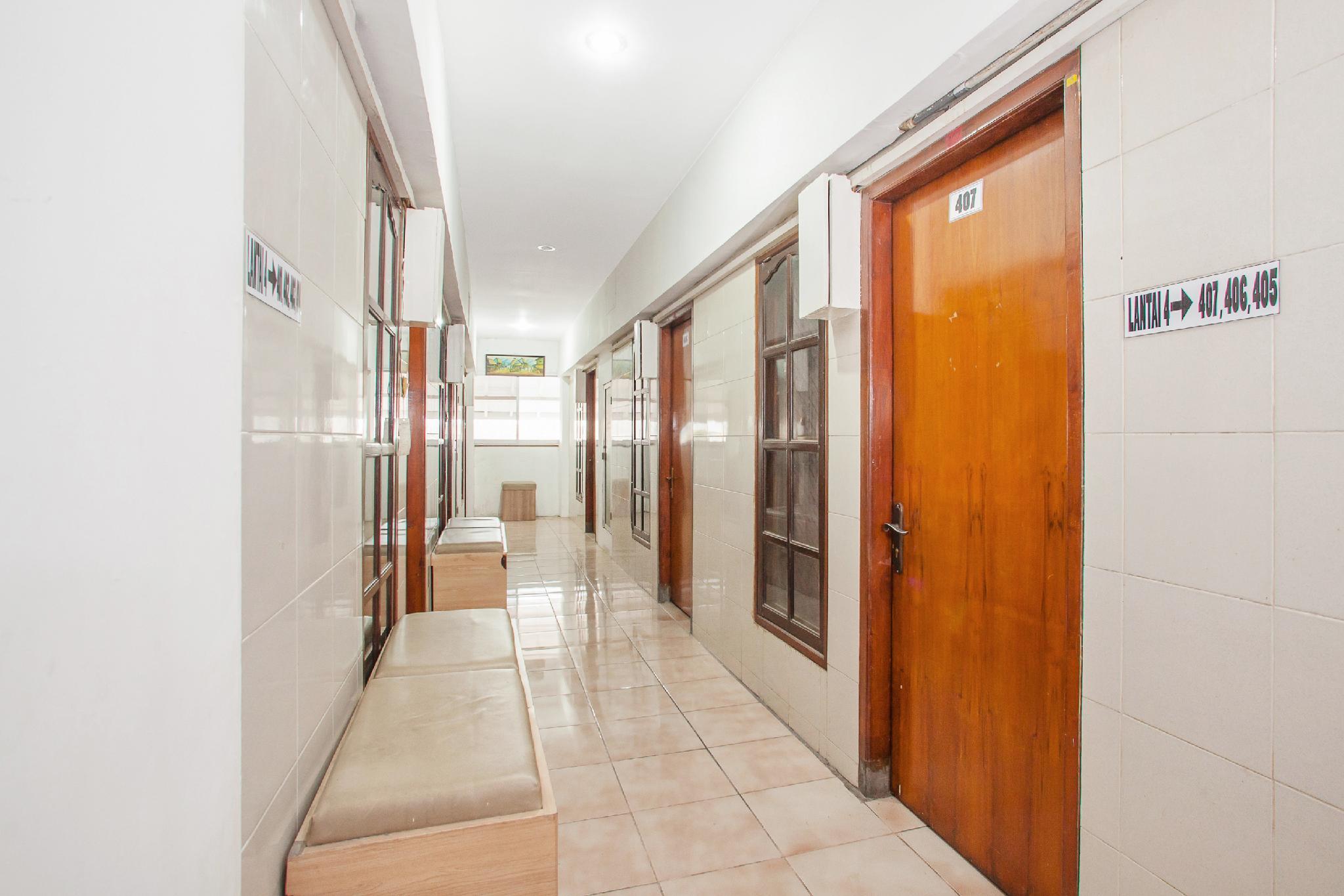 OYO 164 Ang's Residence 39/51