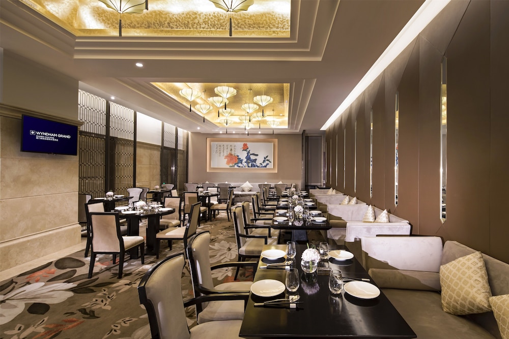 WYNDHAM GRAND XIAMEN HAICANG 38/50