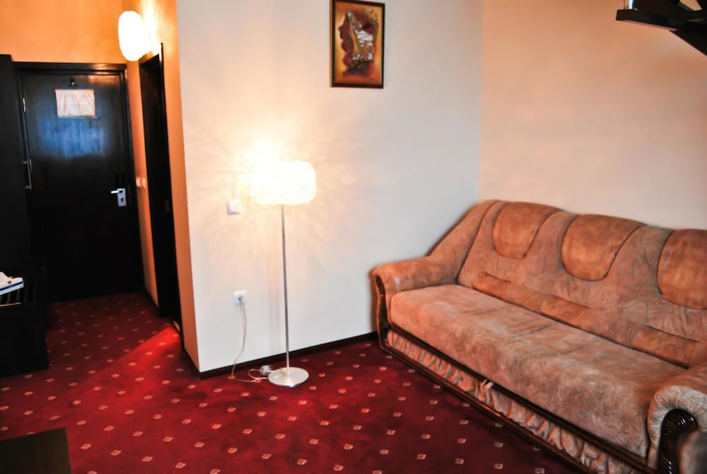 Magic Trivale Hotel 21/34
