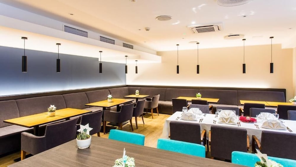 HESTIA HOTEL SEAPORT 28/32