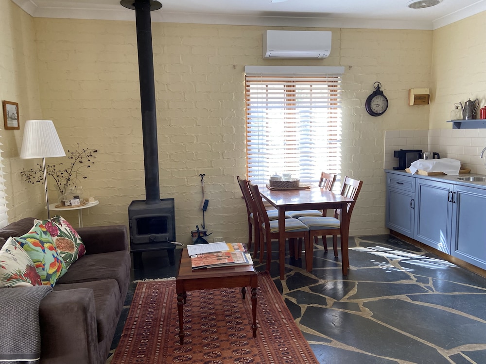 Battunga Bed & Breakfast 44/62
