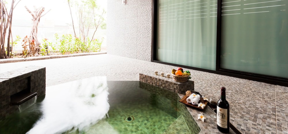 The Loft Seaside Suites 44/72