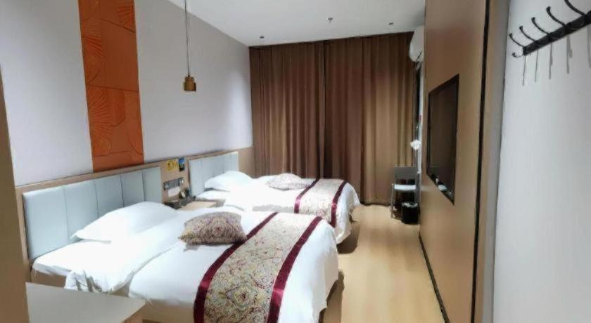 Vienna Hotel (Suzhou Jinji Lake) 21/50