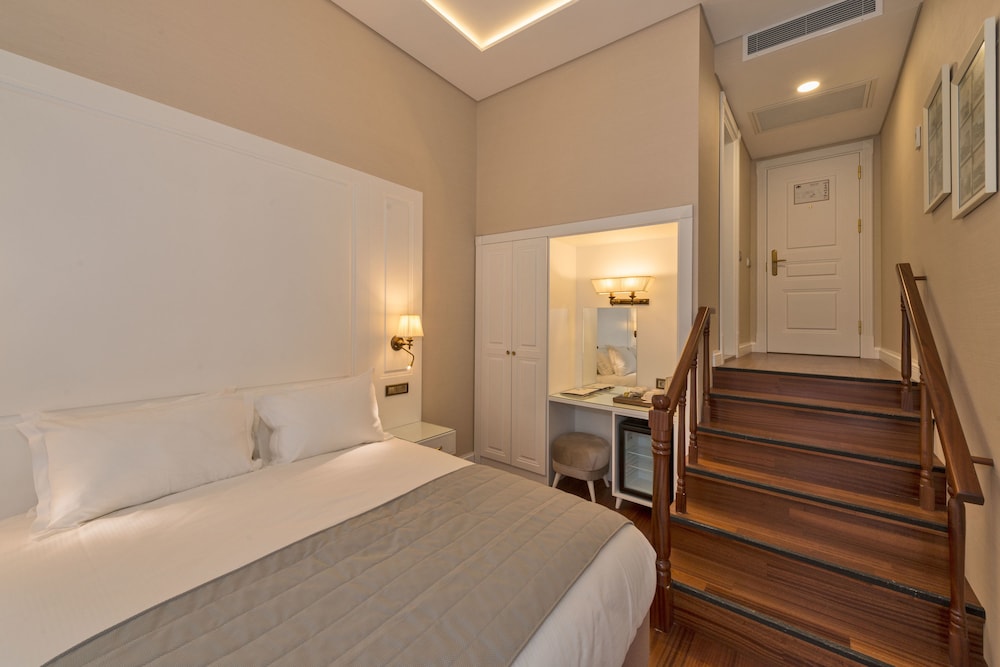 Ada Karakoy Hotel 17/60