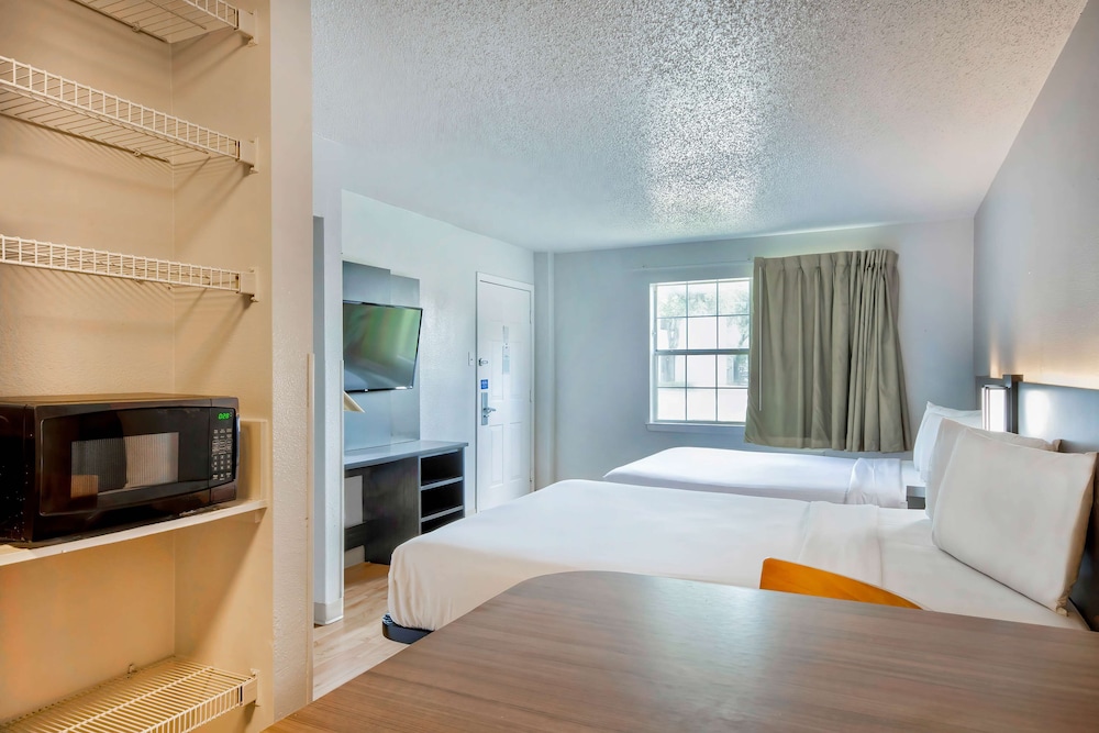 Studio 6 Extended Stay - San Antonio, TX - Medical Center 22/60