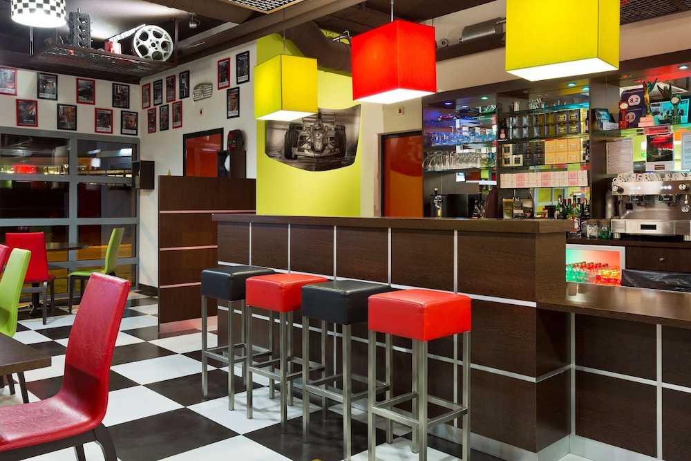 Hotel Kyriad Design Enzo Thionville 42/56