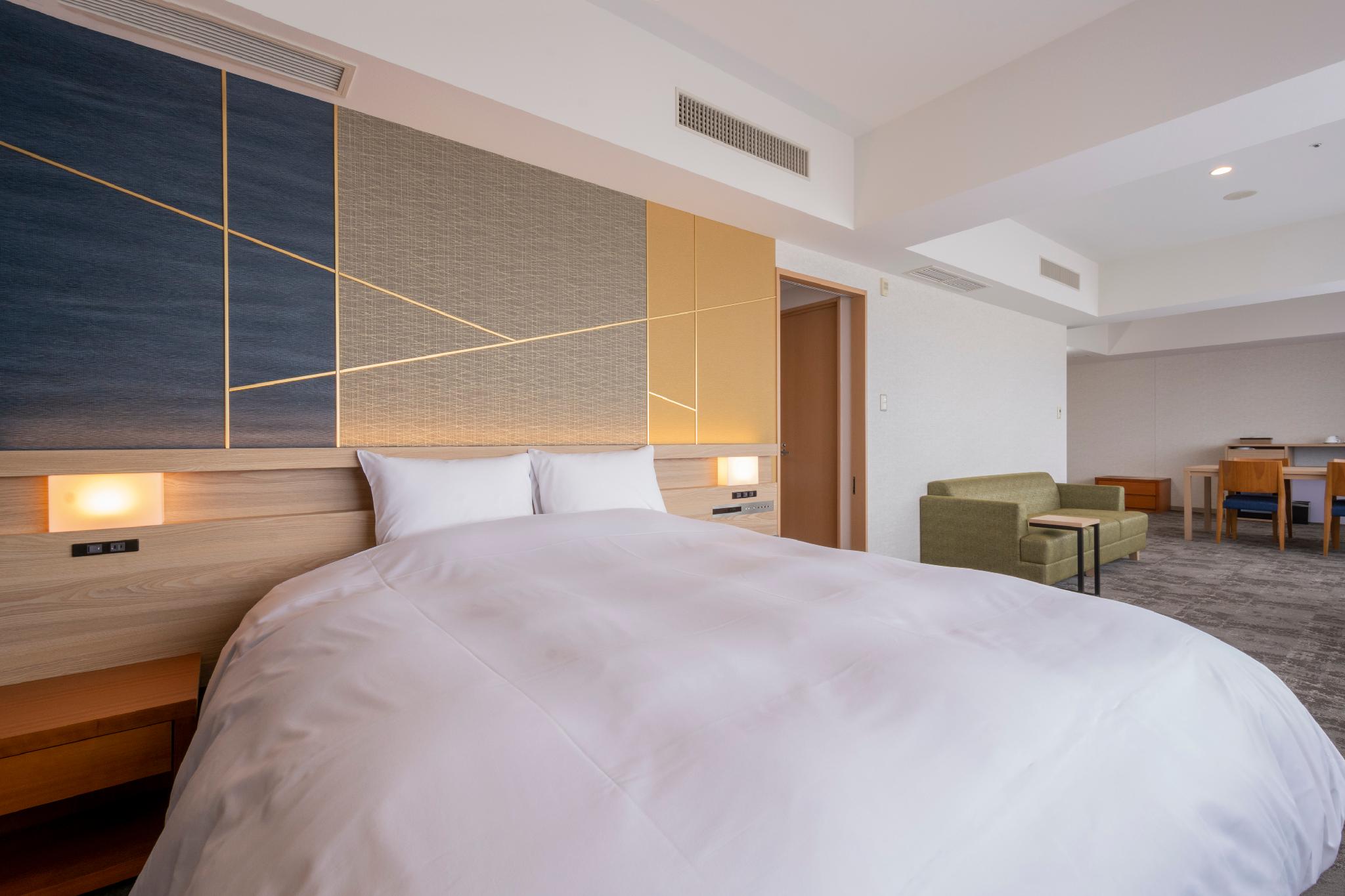 Luxury, King Bed, Night View