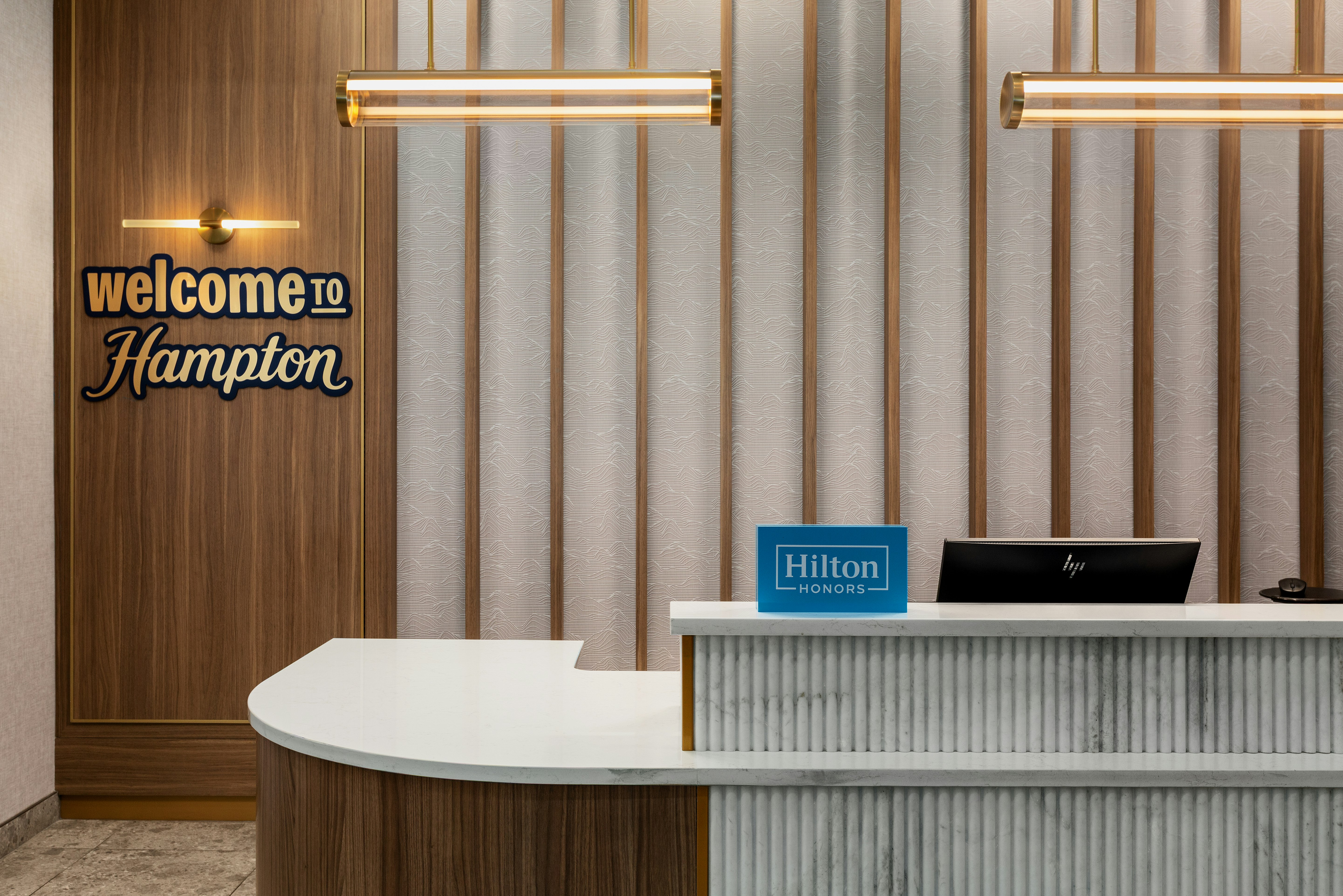 Hampton Inn by Hilton Calgary Downtown 8/41
