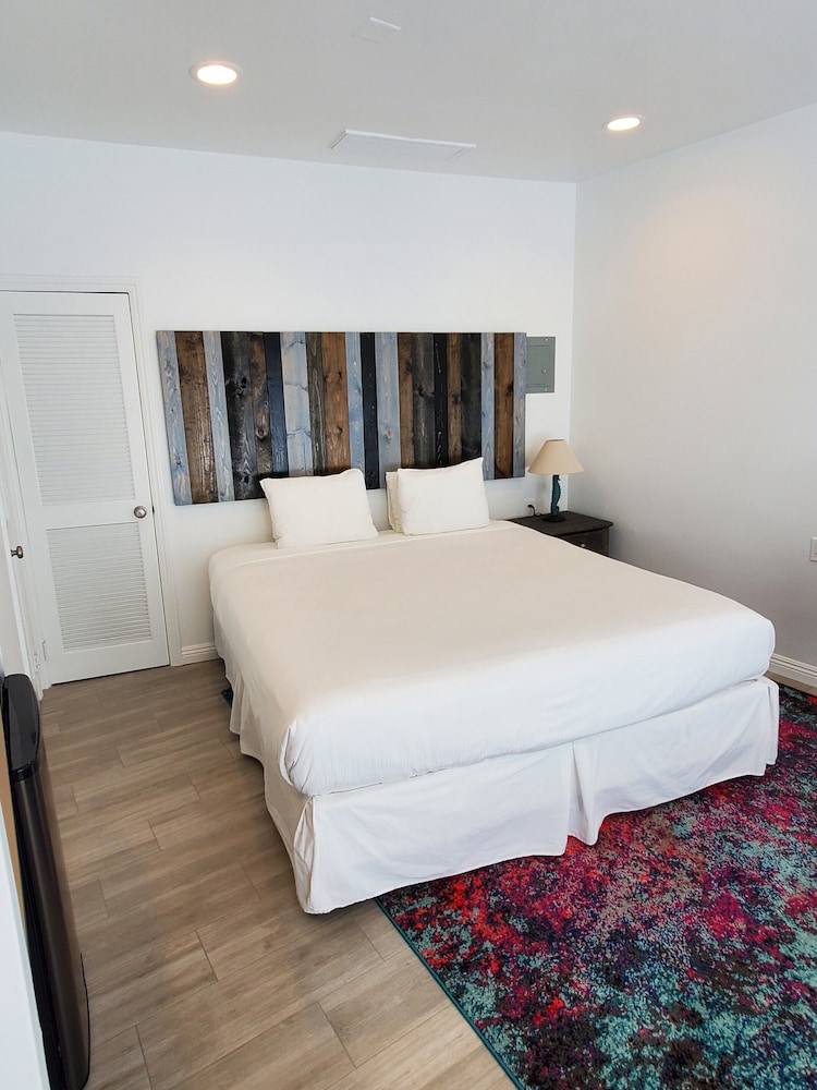 Sea Horse Resort 15/75