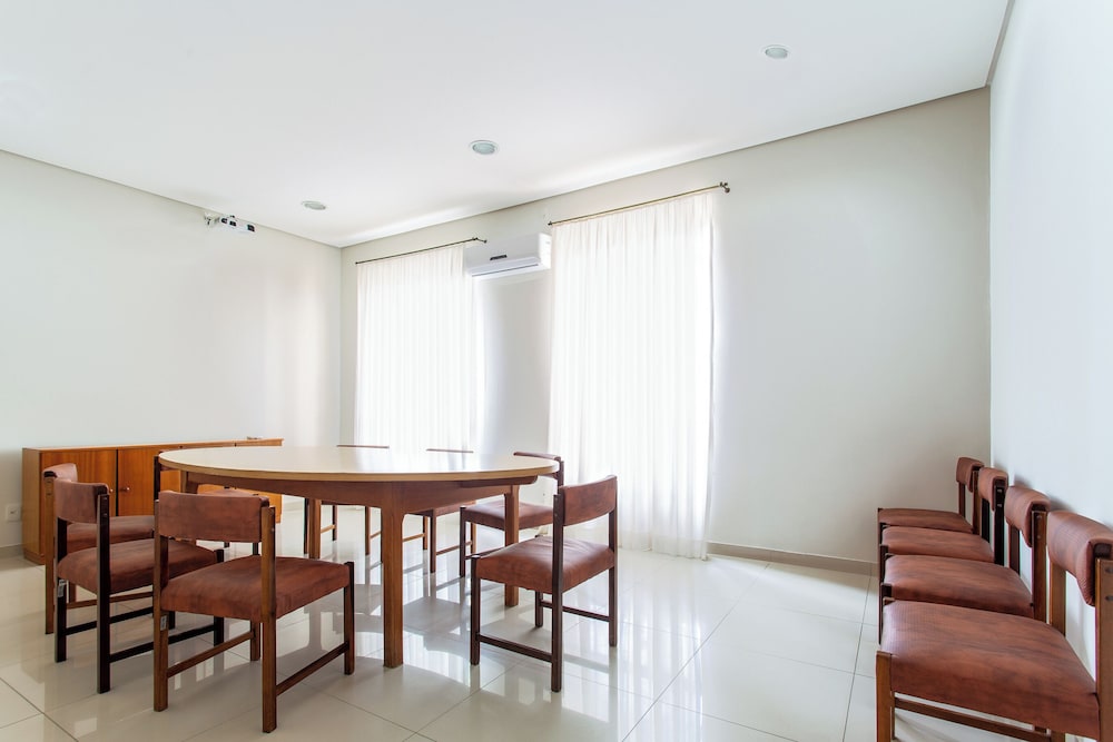 HOTEL DOM RAFAEL BUSINESS 33/46