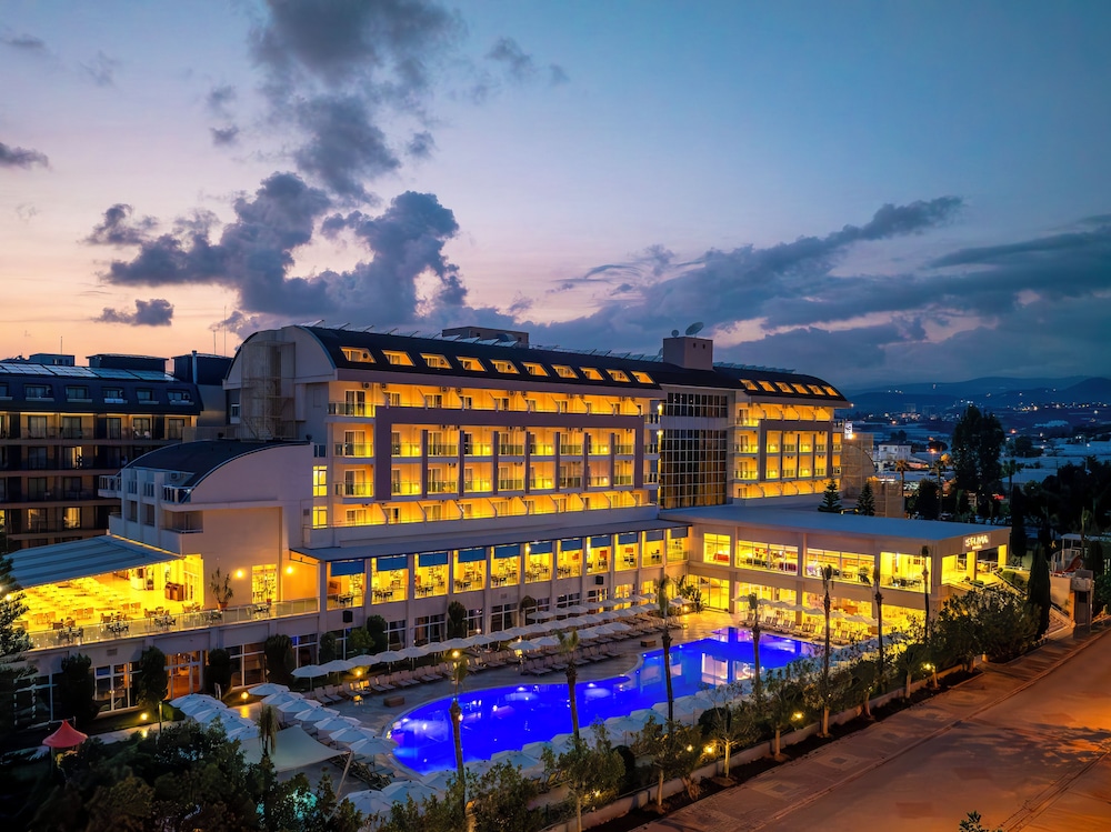 Solivia Hotel 7/50