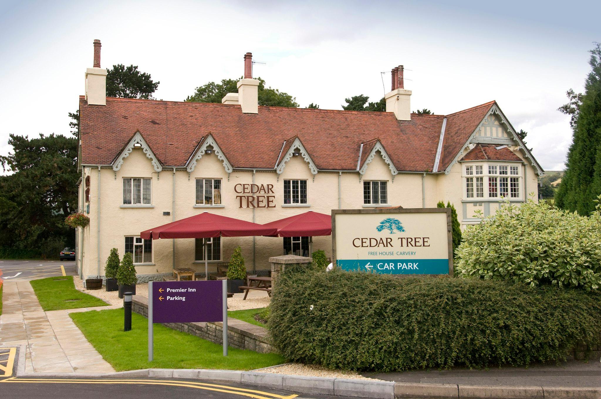 Premier Inn Caerphilly (Corbetts Lane) 6/23