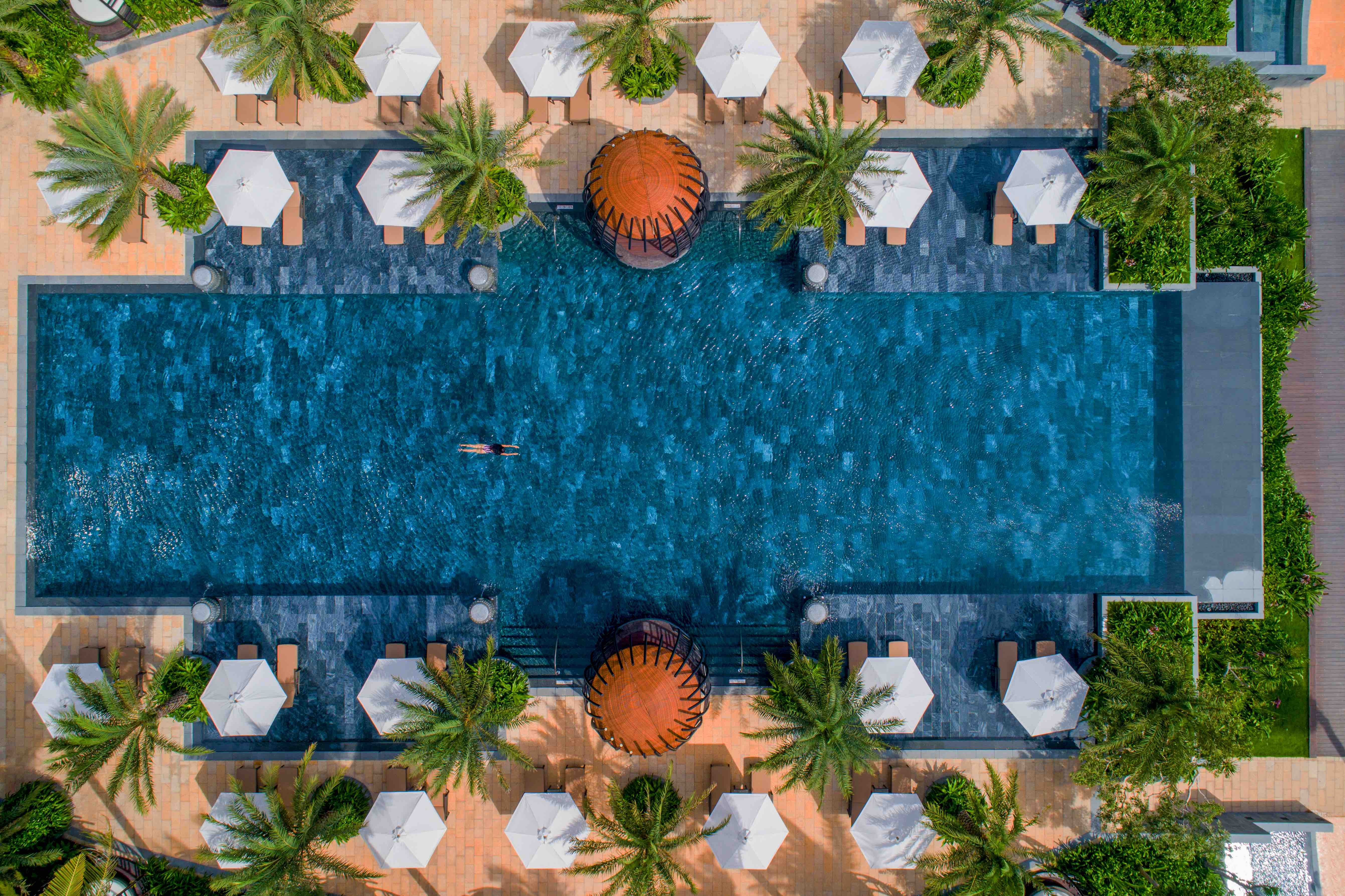 Intercontinental Phu Quoc Long Beach Resort 6/50