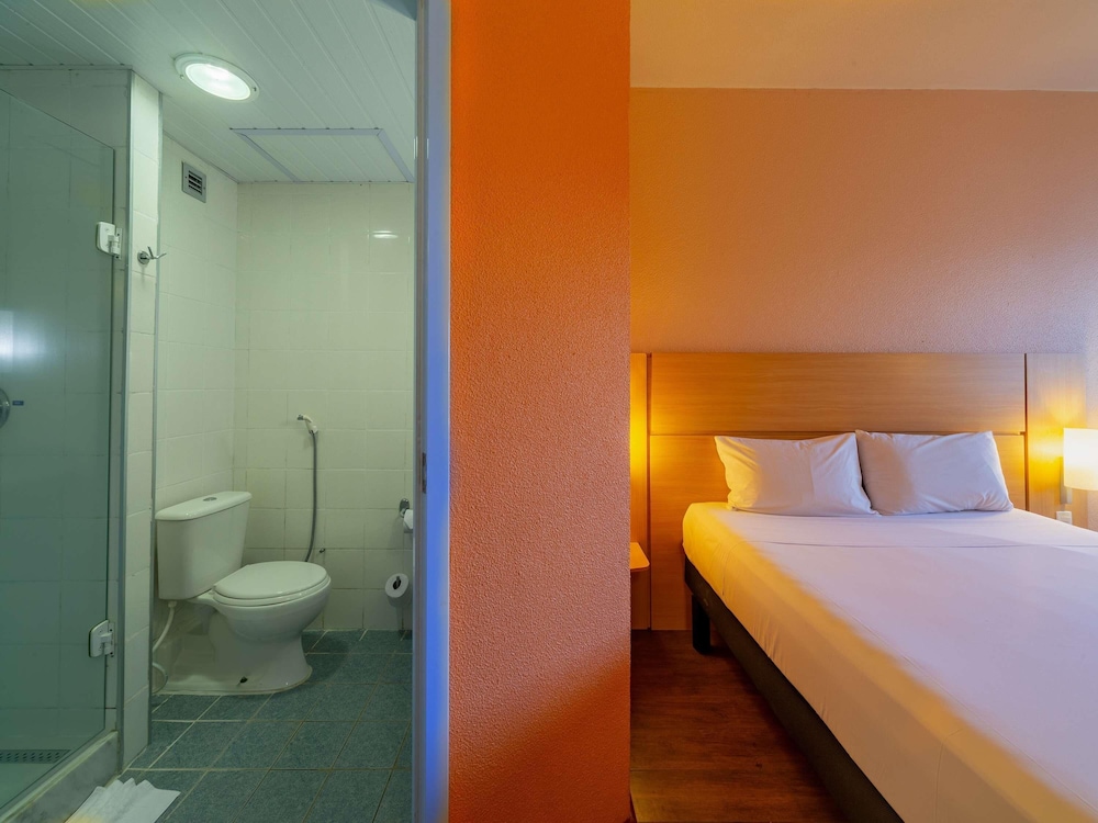 Ibis Manaus Distrito Industrial 67/67