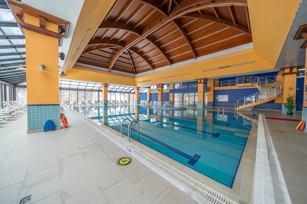 Duja Chalet Ski Center 16/43