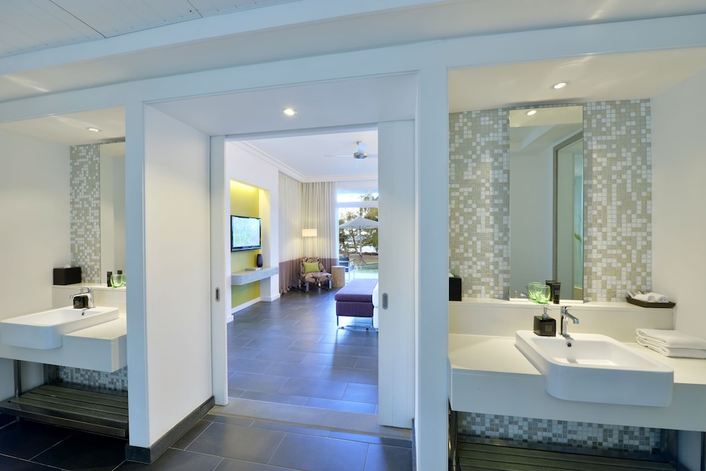 Long Beach Mauritius 33/33