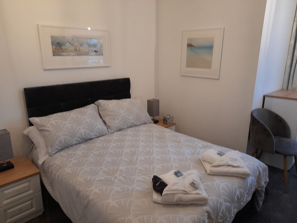 Tregella Guest House 13/50