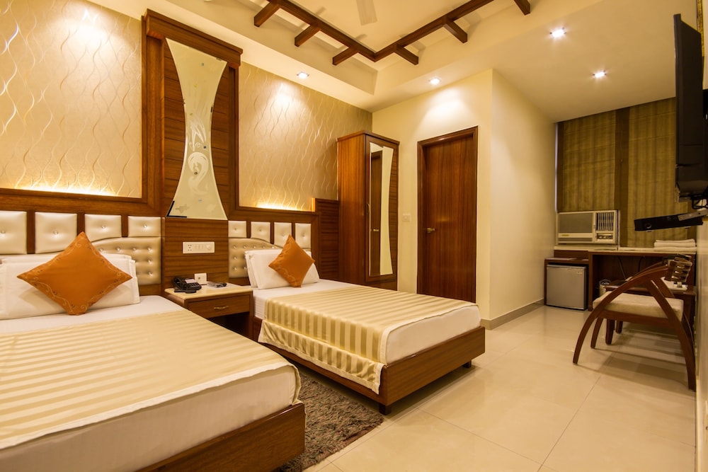 Aster Inn Hotel 17/37