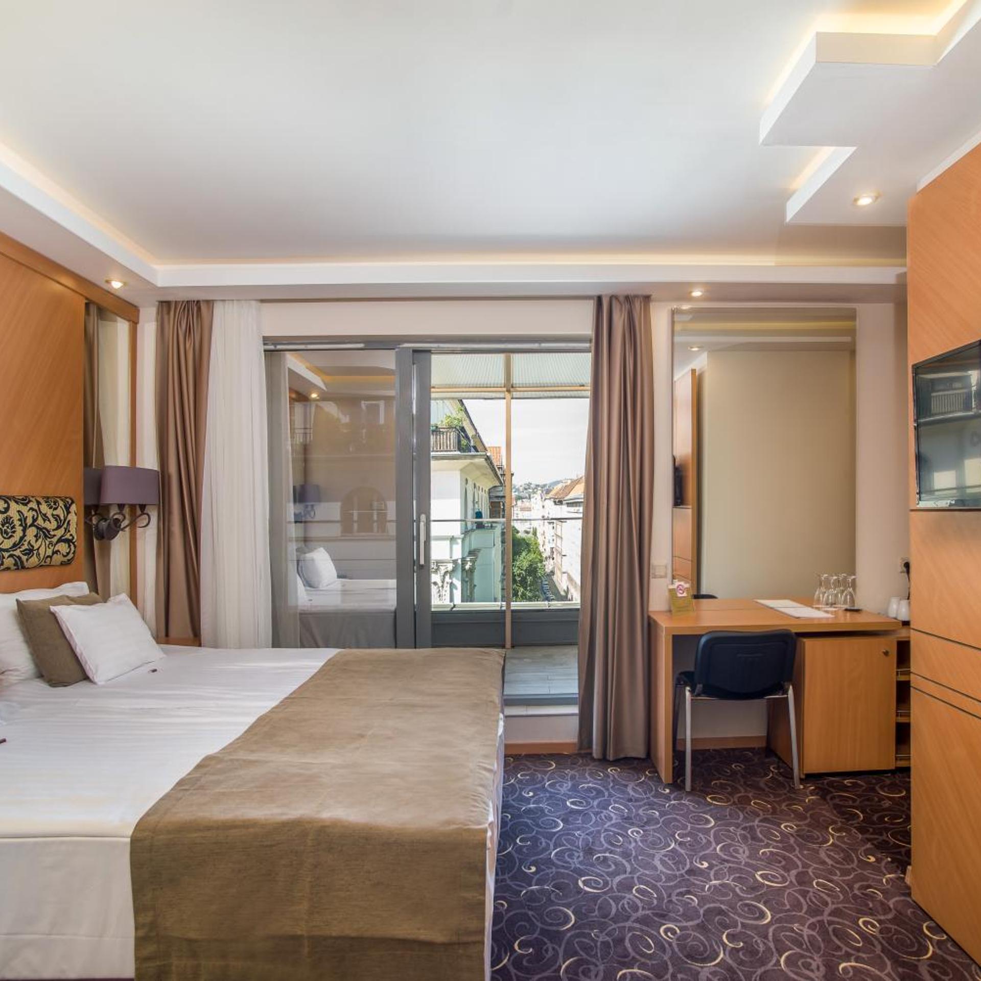 غرفة ديلوكس بسرير مزدوج، Marmara Hotel 7/10