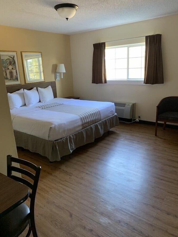 غرفة ديلوكس بسرير كوين، Motel6 Myrtle Beach, SC 3/6