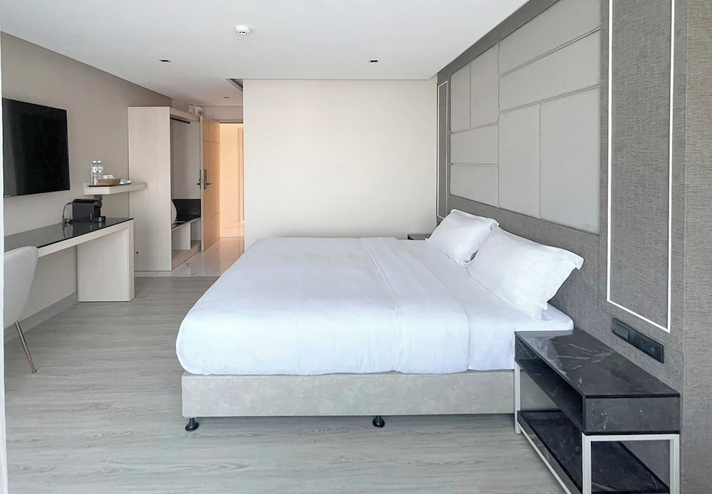 The 9 Residence Hotel 23/50