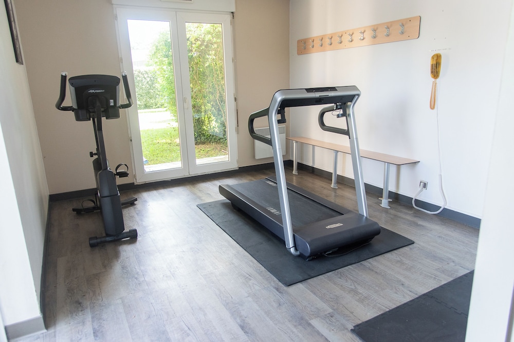 IBIS STYLES CHINON 32/67