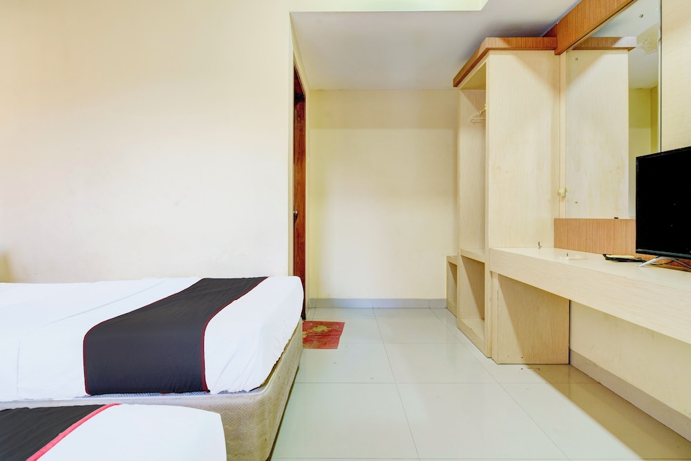 Collection O Cirebon Near Grage Mall Cirebon Formerly Rumah Suka 14/15
