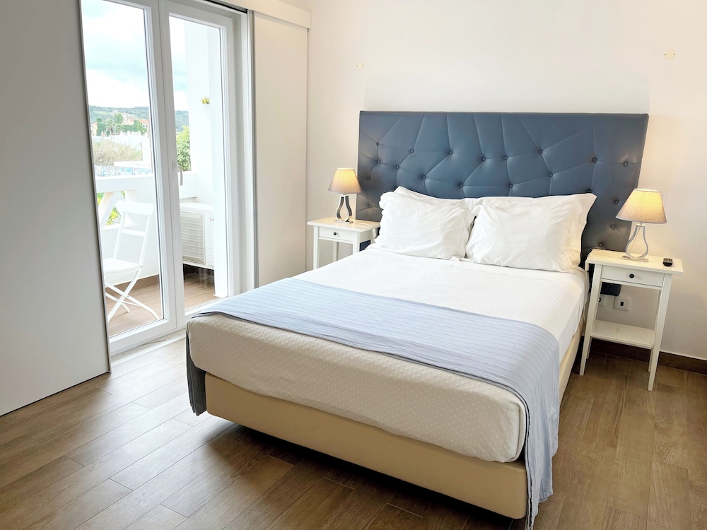 River Inn by AC Hospitality Management - Adults Only 21/33