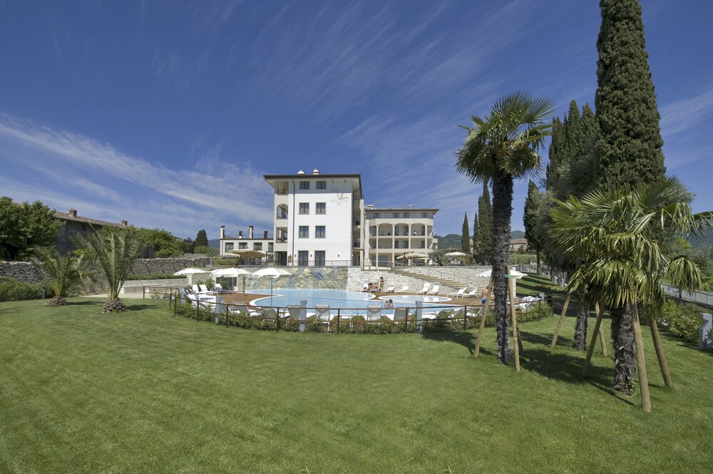 Villa Luisa Resort 47/50