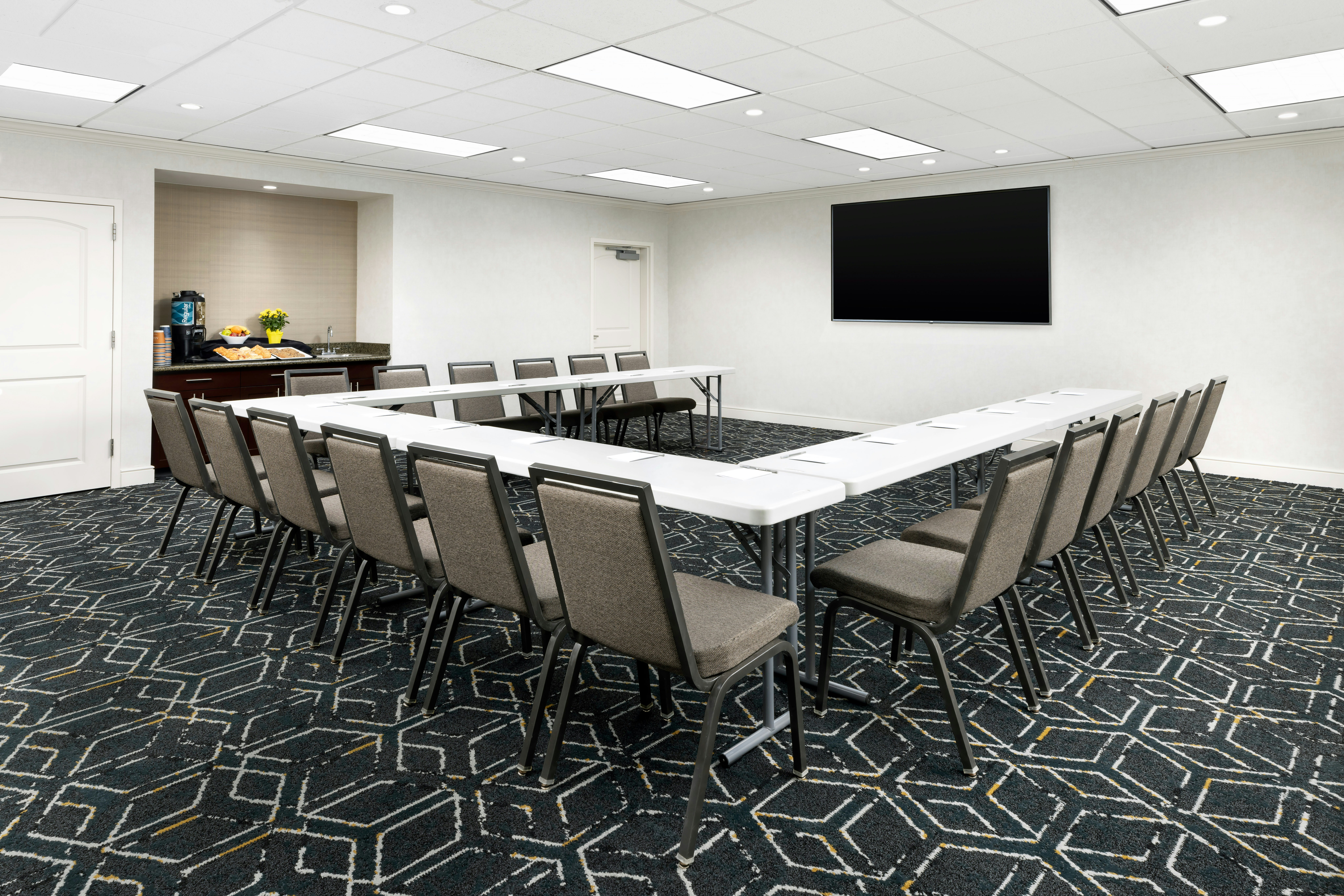 Homewood Suites by Hilton Portsmouth 25/29