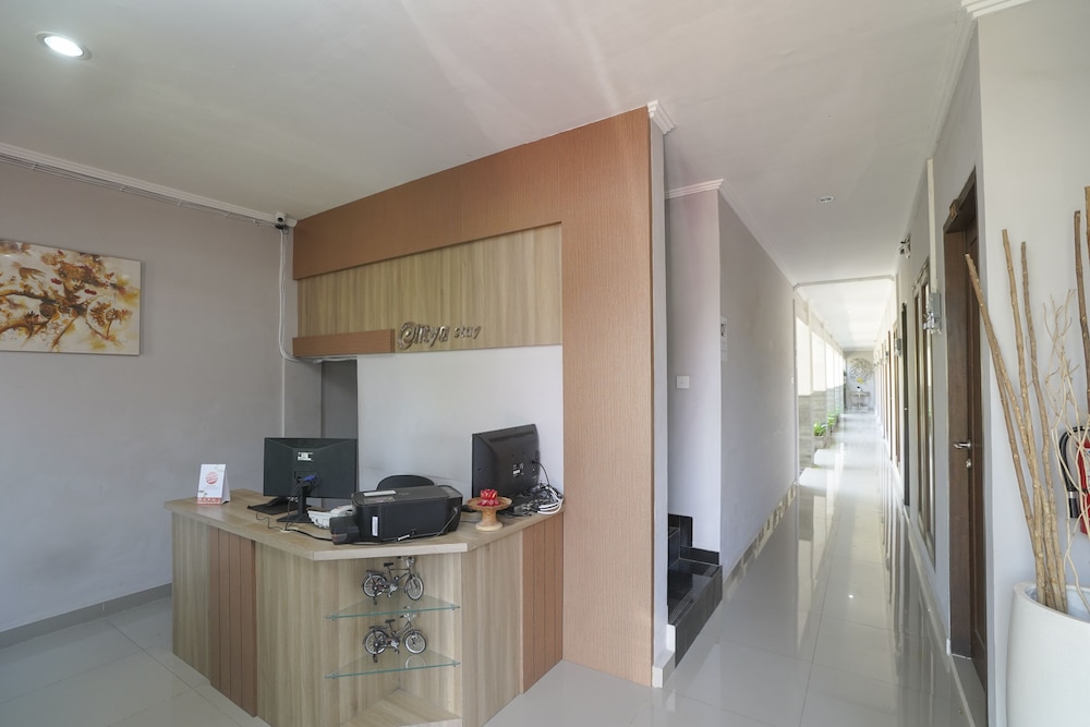 Lobby at Super Capital O 2166 Elitya Stay, BALI