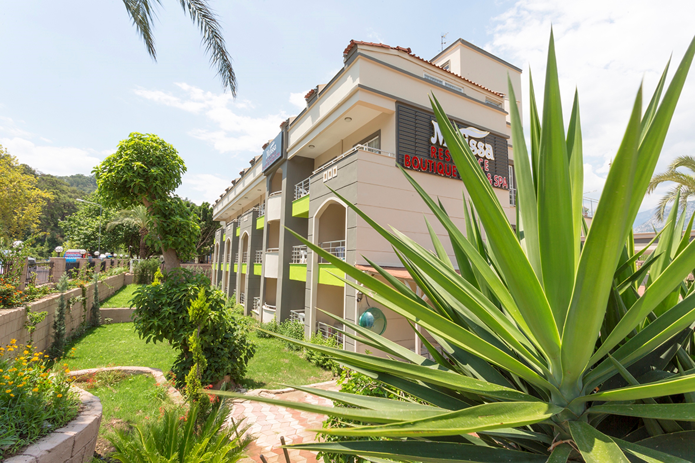 Rich Melissa Hotel (ex Melissa Residence) 13/35