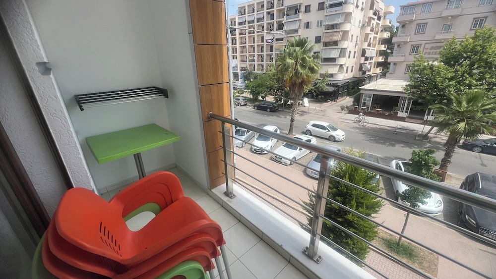 Sunrise Hotel Cameria 23/50