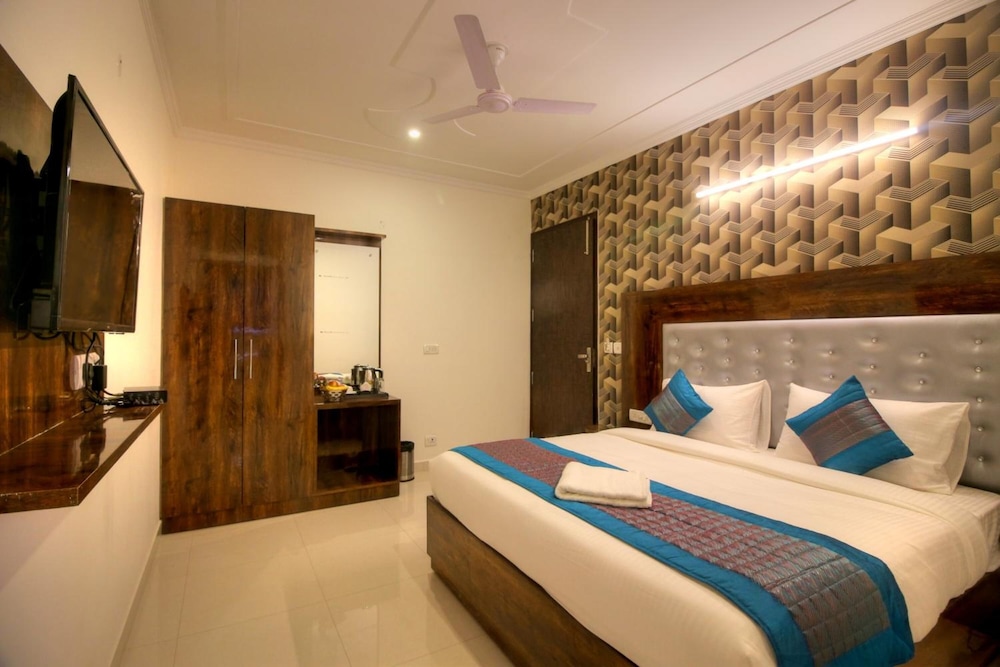 Hotel Ark Of Avalon 23/50