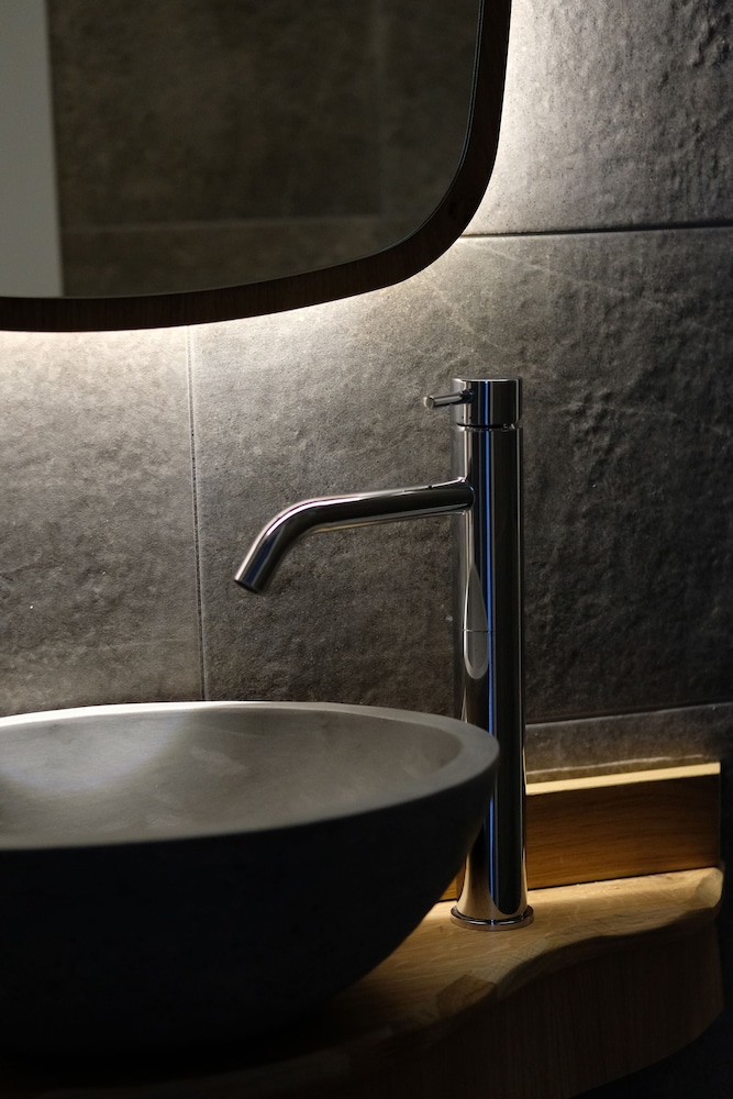 Alafropetra Luxury Suites 22/49